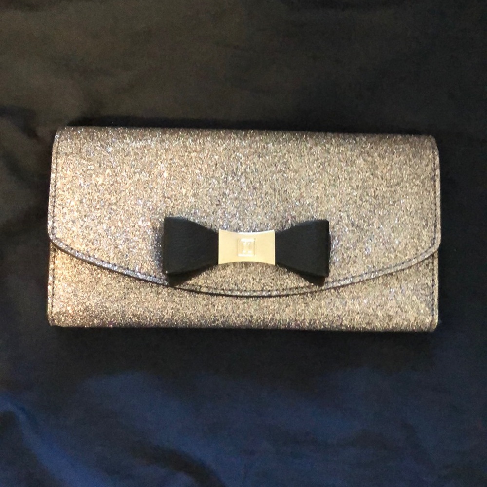Liz Claiborne wallet